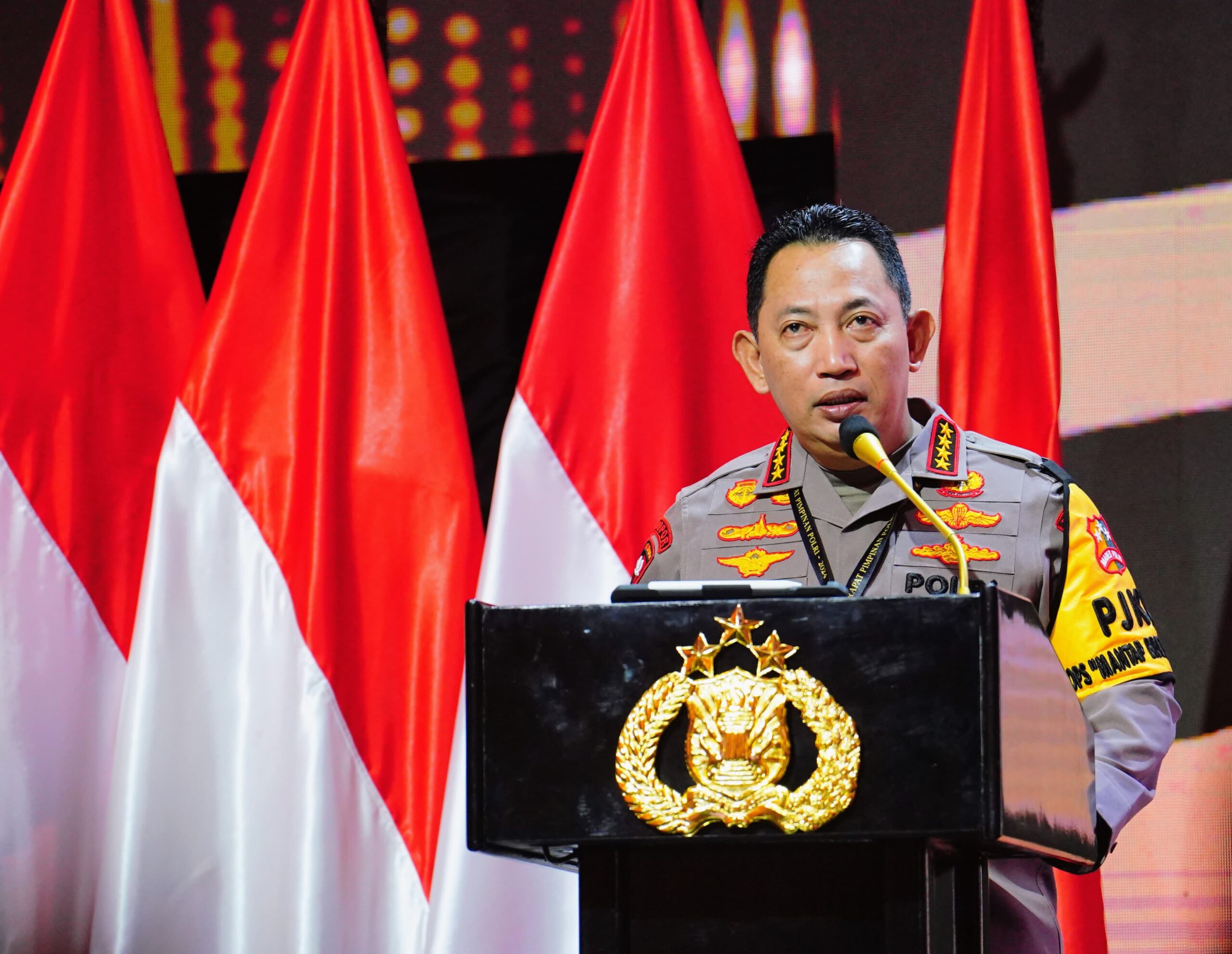 Kapolri Tekankan Persatuan-Kesatuan Modal Utama Wujudkan Indonesia Emas 2045 di Rapim Polri