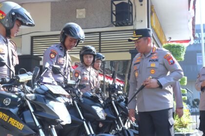 Sambut Hari Jadi ke-78, Polwan Polres Ngawi Edukasi Santri Cegah Kenakalan Remaja