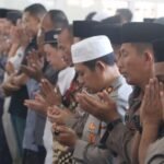 Polres Pasuruan Gelar Salat Ghaib dan Doa Bersama untuk Korban Kecelakaan Lalu Lintas